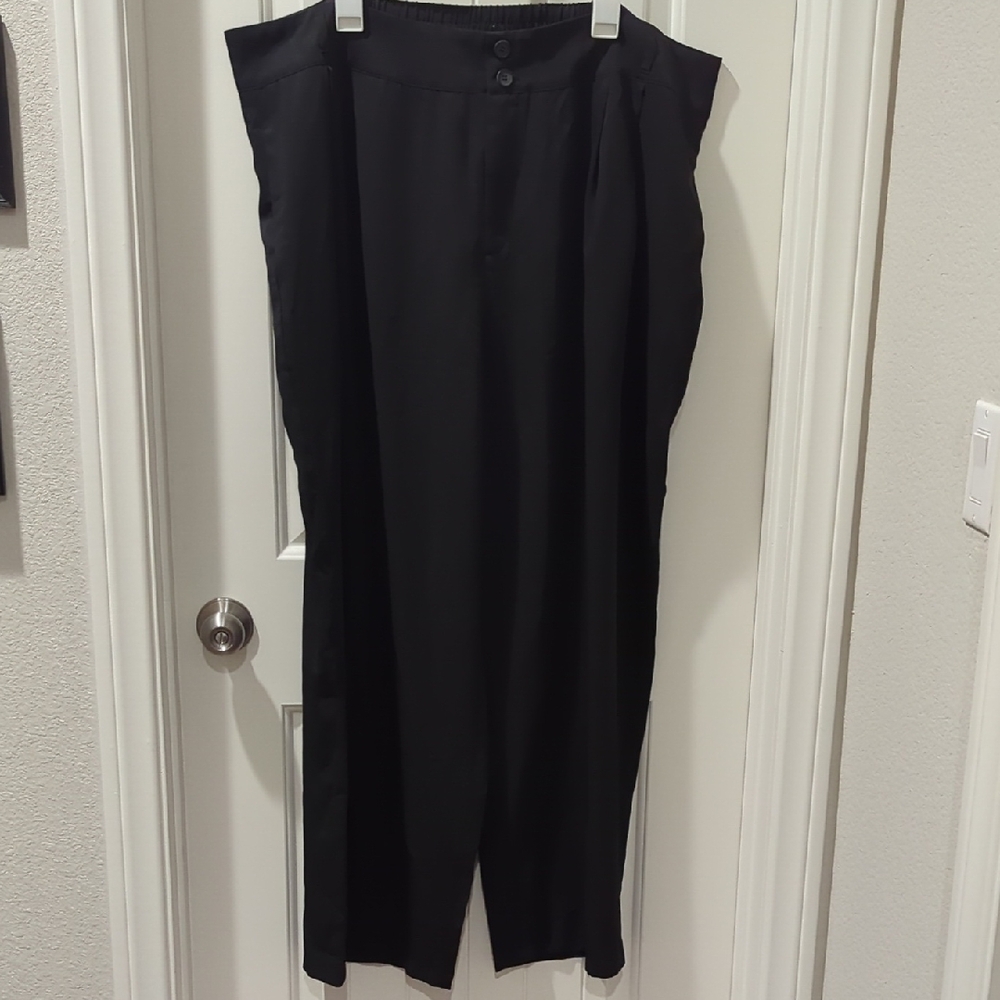 NWT HALARA Black Wide-Leg Women's Pants